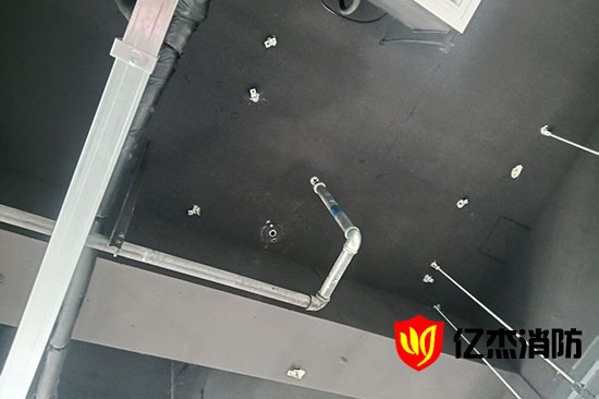 商业购物中心的地下美食城需要安装温感吗还有哪些消防要求